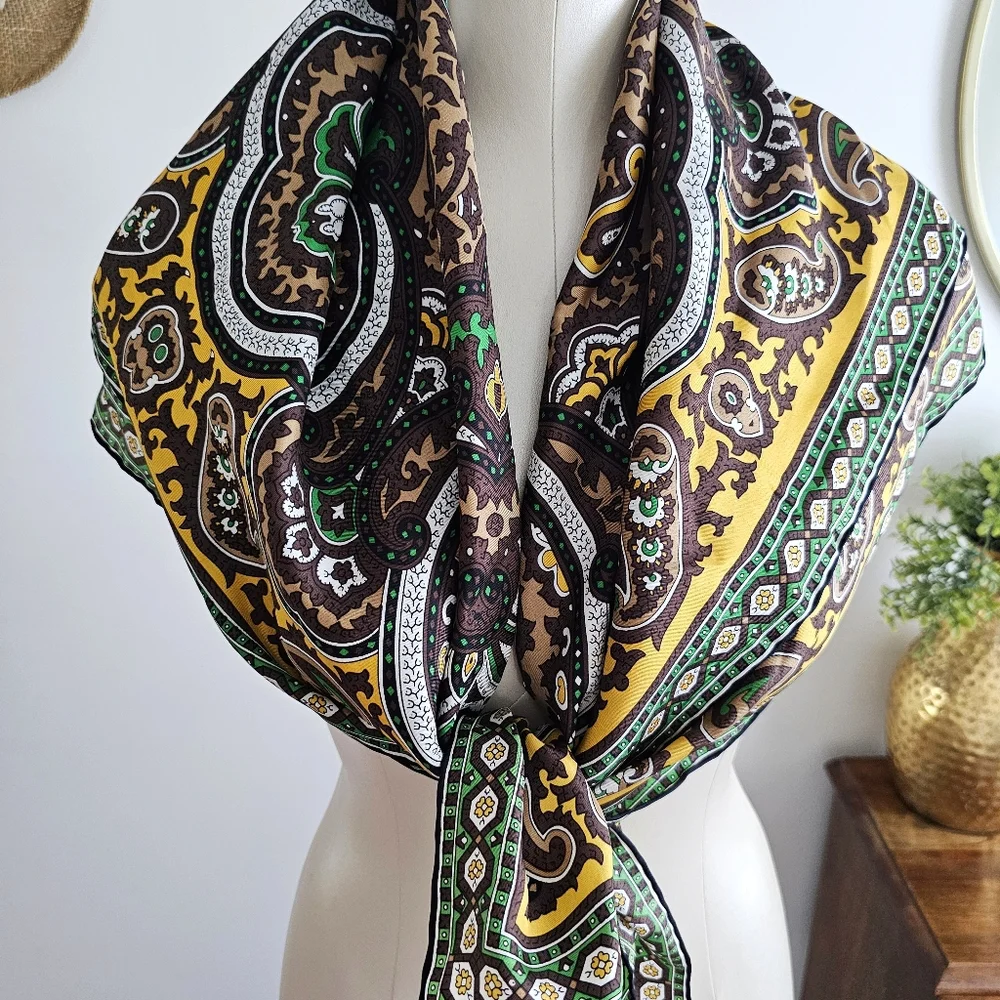 2012 Talbots 100% Silk Elegant Paisley Square Bandana 34
